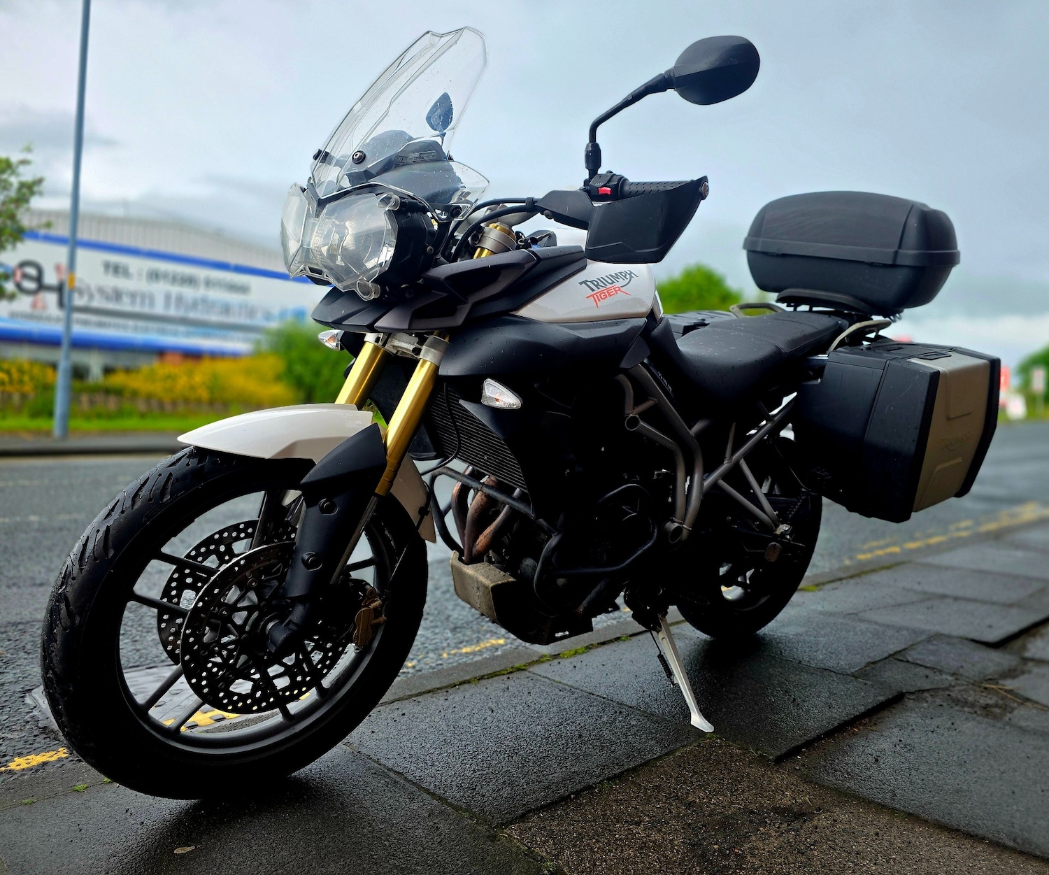 Used Triumph TIGER 2010 for sale - 78943893: Photo 2