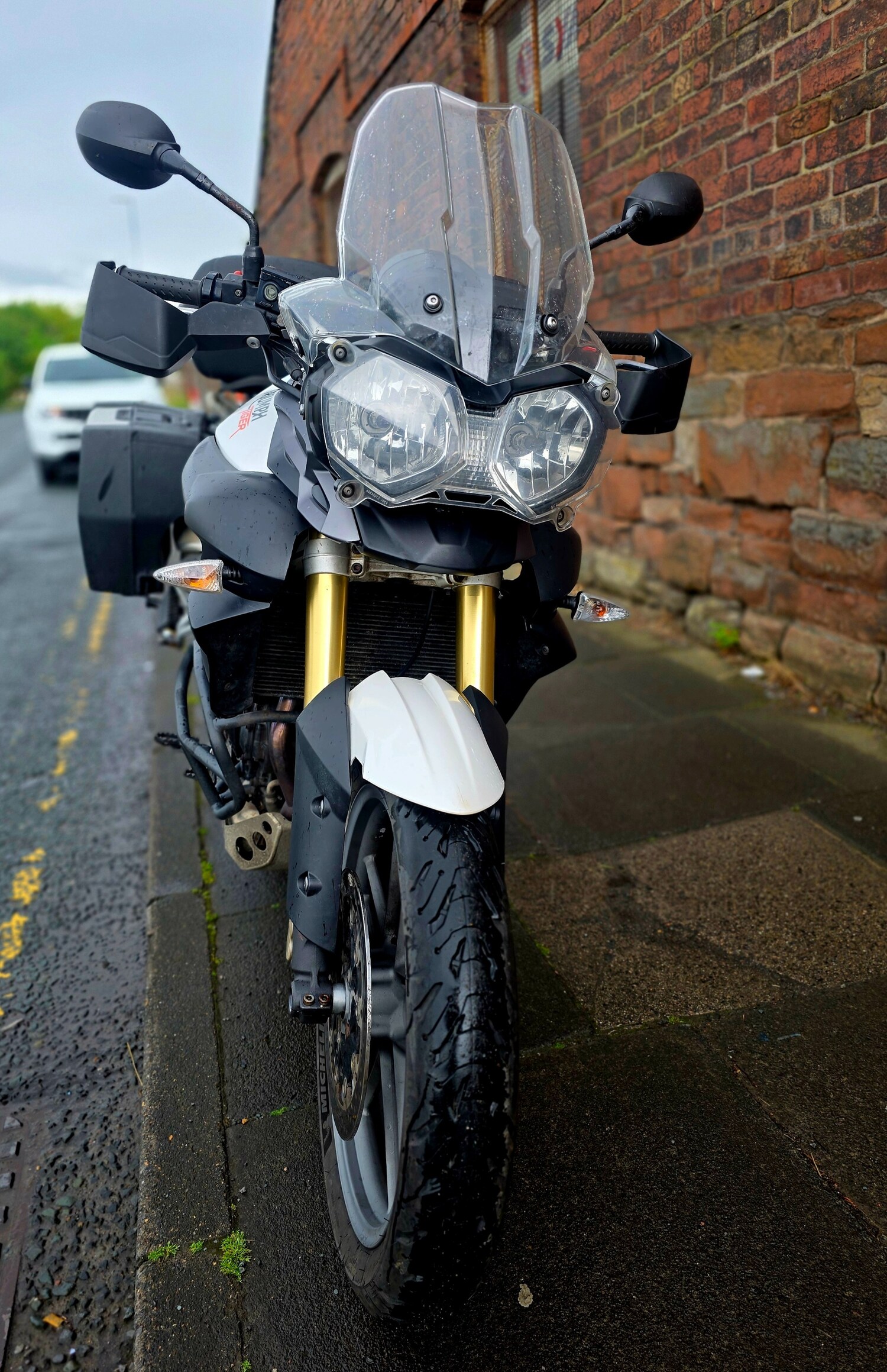 Used Triumph TIGER 2010 for sale - 78943893: Photo 4