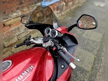 Used Triumph SPRINT 2007 for sale - bike-76494120: Photo