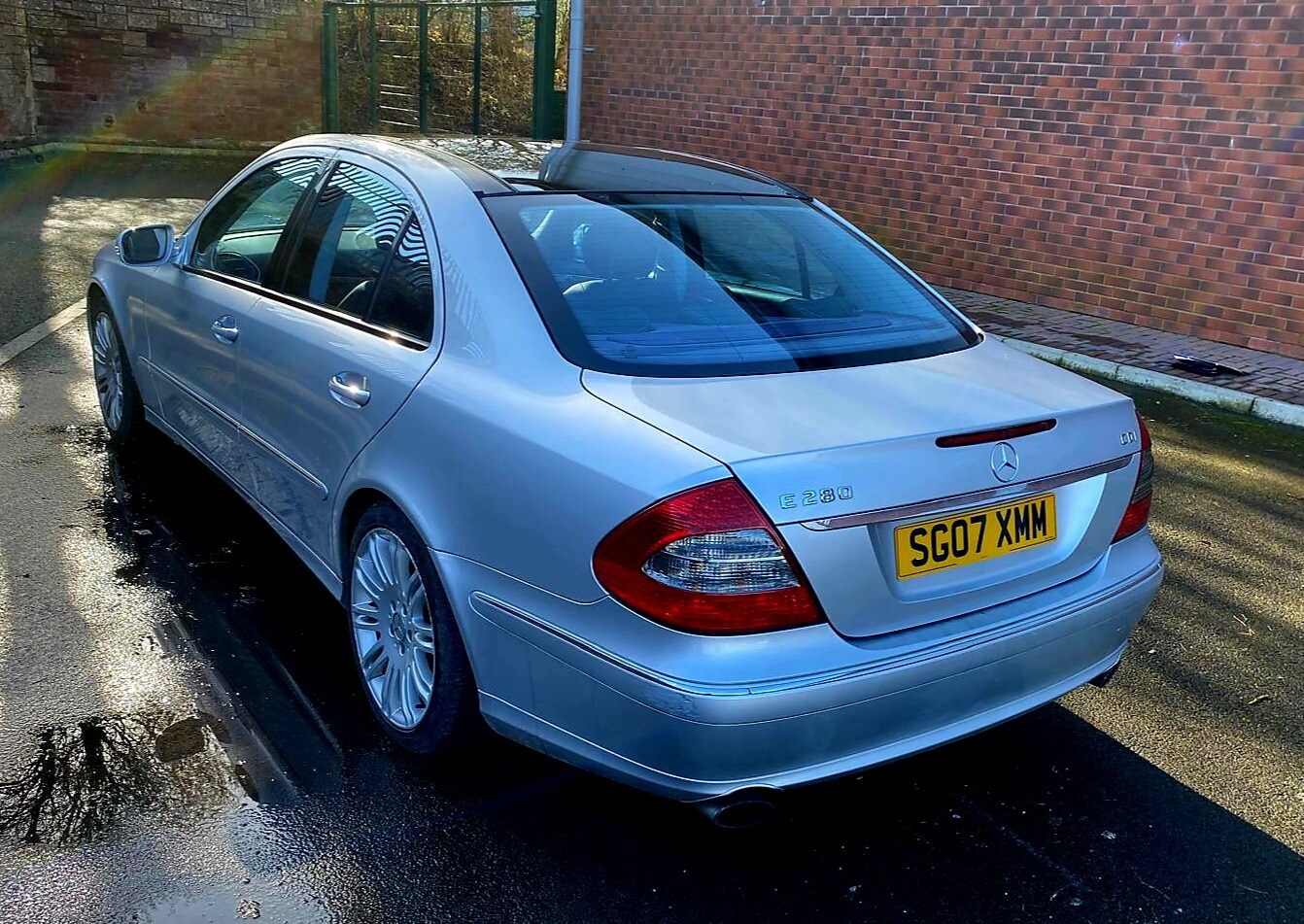 Used Mercedes-Benz E Class 2007 for sale - 77953424: Photo 21