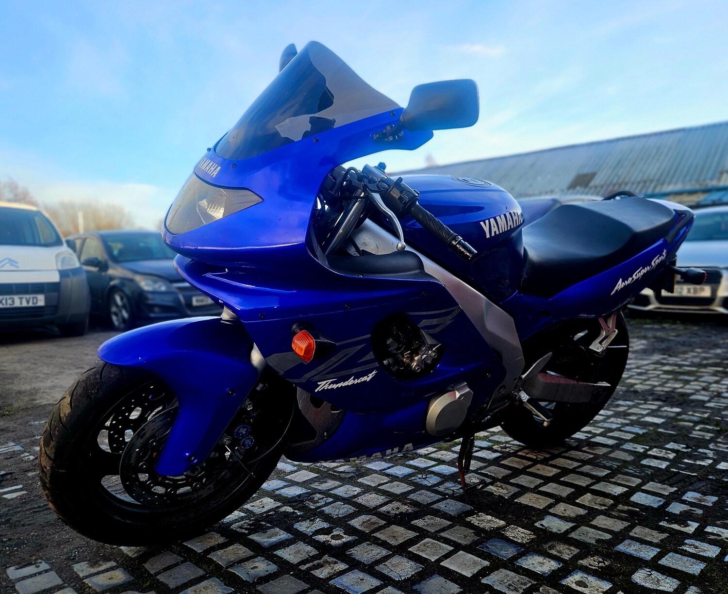 Yamaha YZF