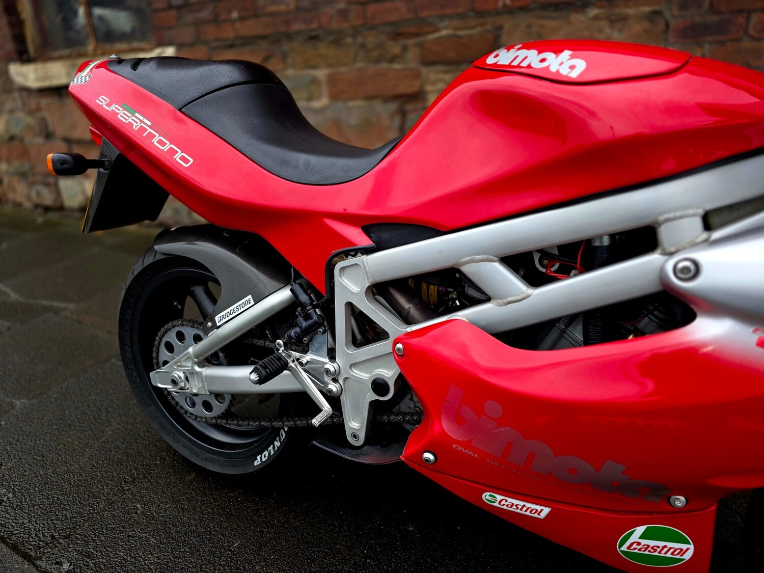 BIMOTA SUPERMONO
