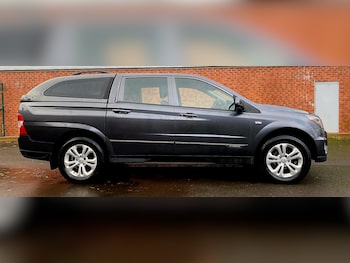 Used Ssangyong Korando Sports 2015 for sale - 76807796: Photo