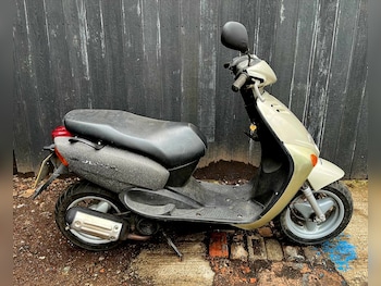 Used Yamaha YN 2002 for sale - bike-77053477: Photo