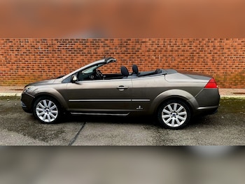 Used Ford Focus CC 2008 for sale - 78673446: Photo