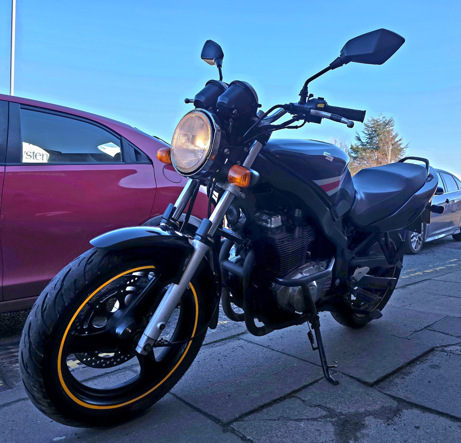Suzuki GS