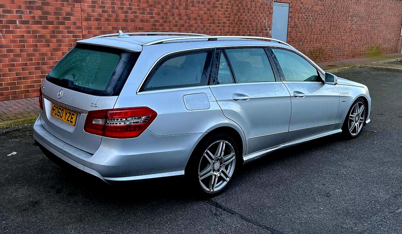 Used Mercedes-Benz E Class 2010 for sale - 77100178: Photo 7