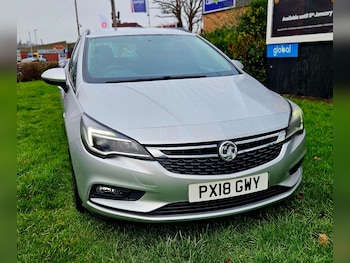 2024 (18) - 1.6 CDTi 16V Design 5dr