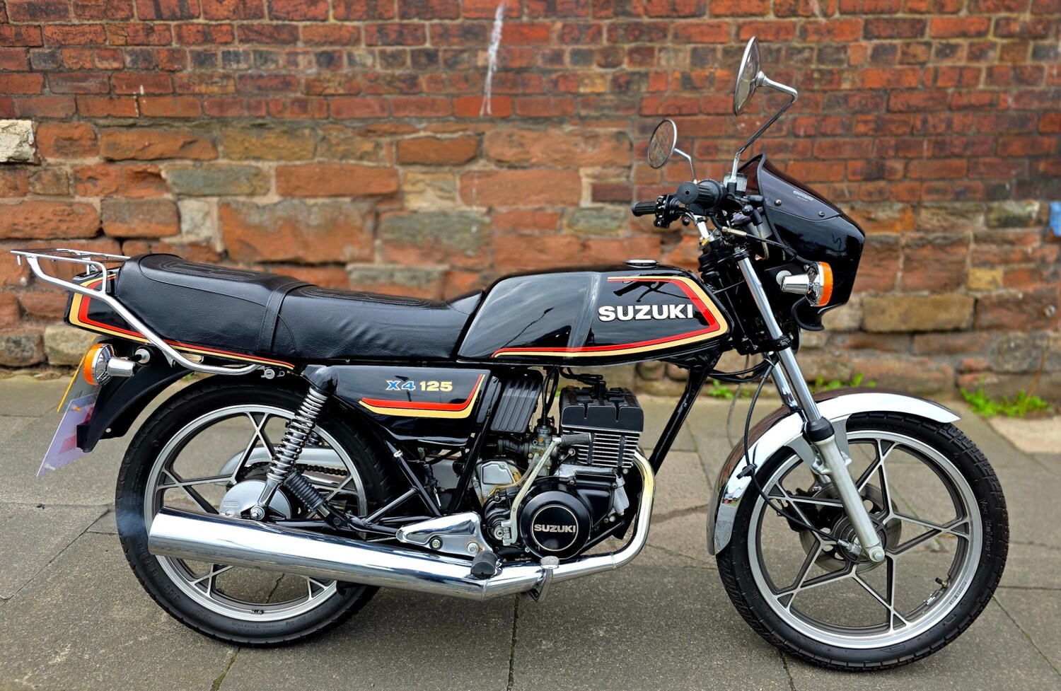 Suzuki GT125 X4