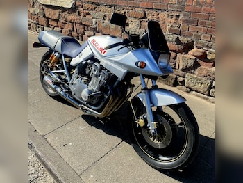 Used Suzuki GSX 750 1997 for sale - bike-76252369: Photo