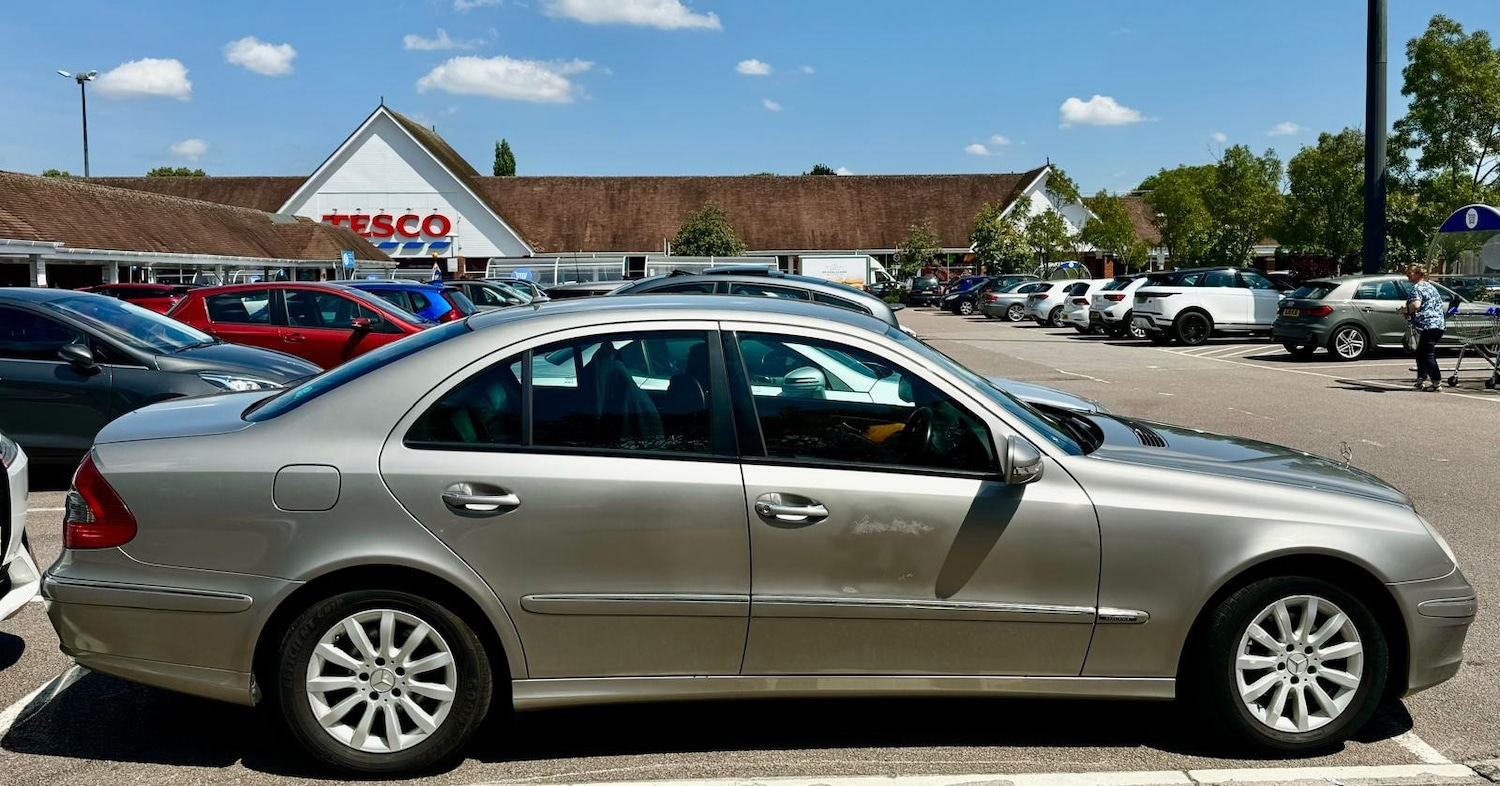 Used Mercedes-Benz E-Class 2007 for sale - 76023079: Photo 2
