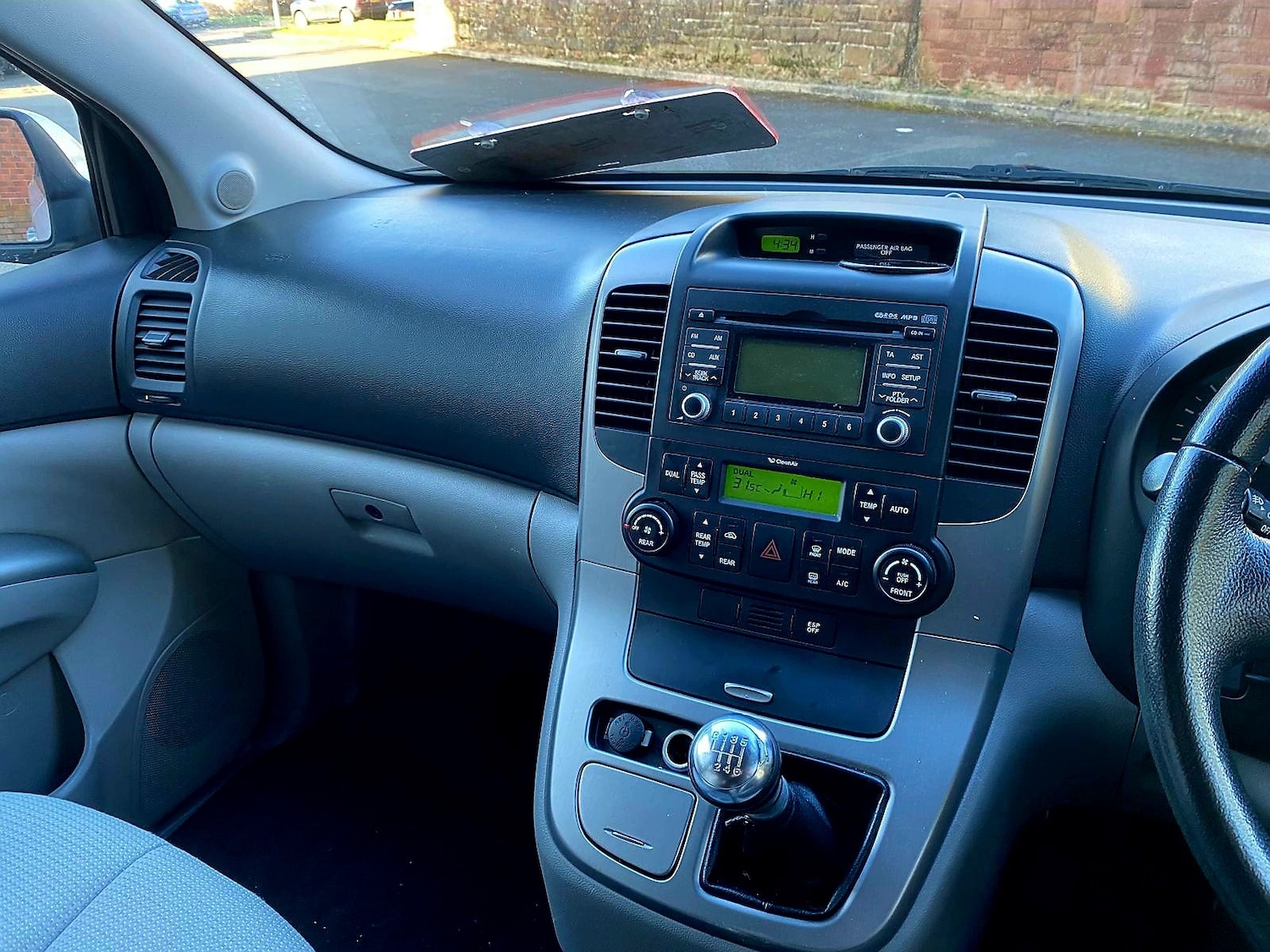 Used Kia Sedona 2010 for sale - 77945253: Photo 17