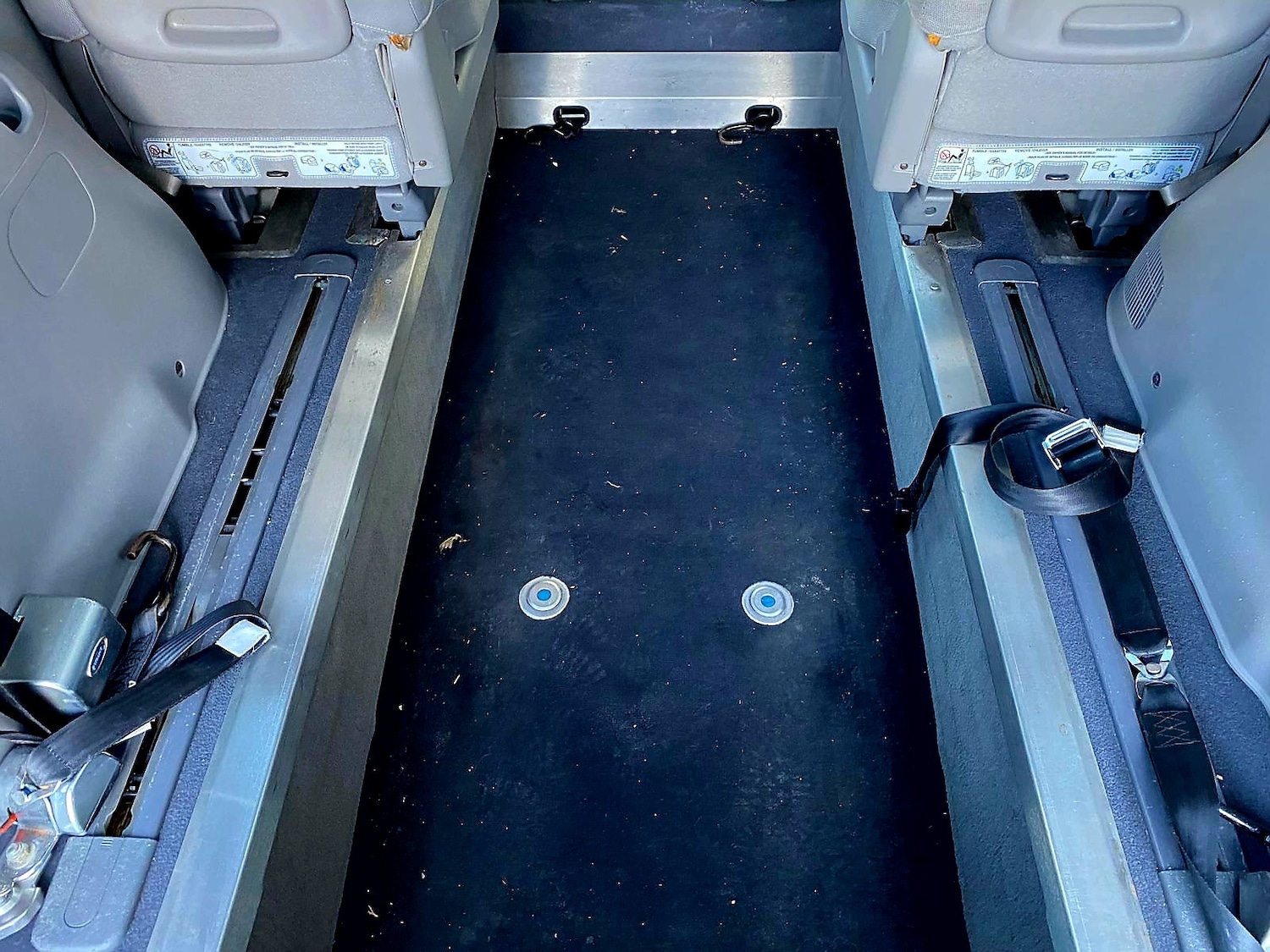 Used Kia Sedona 2010 for sale - 77945253: Photo 6