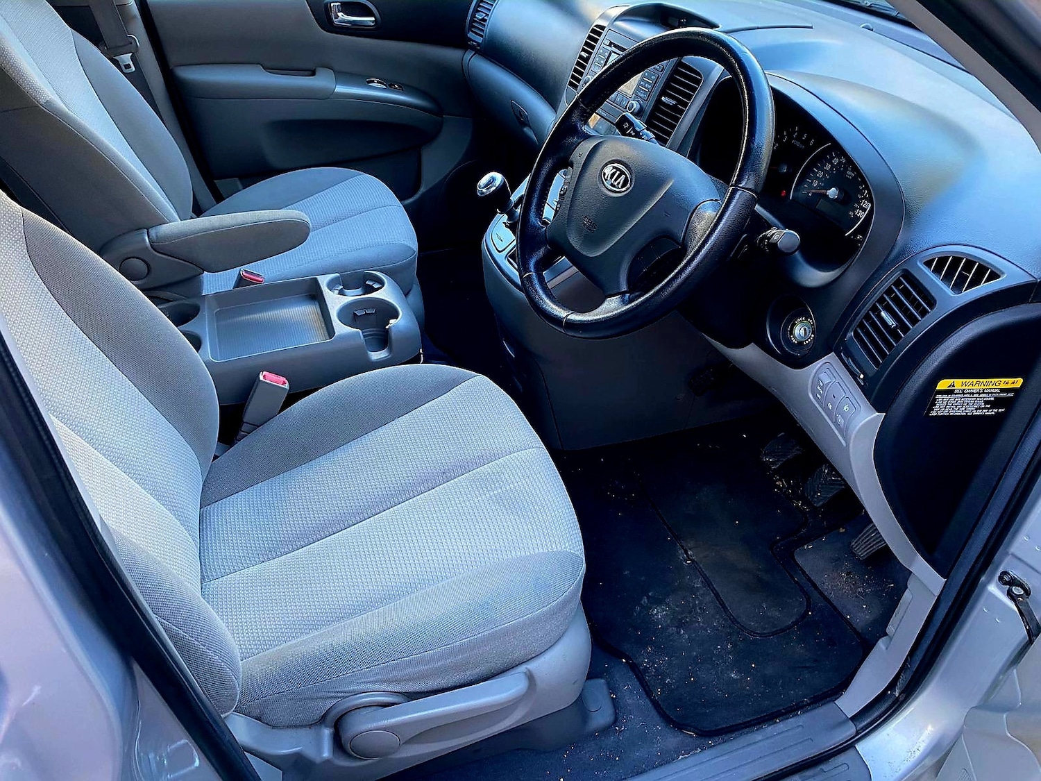 Used Kia Sedona 2010 for sale - 77945253: Photo 8