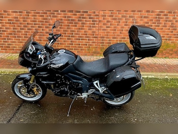Used Triumph TIGER 2010 for sale - bike-78457107: Photo