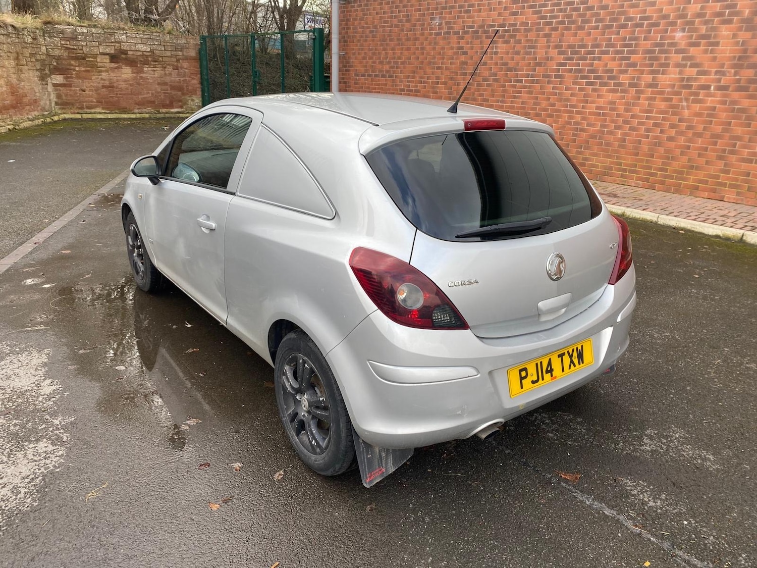 Used Vauxhall Corsa 2014 for sale - 77953656: Photo 5
