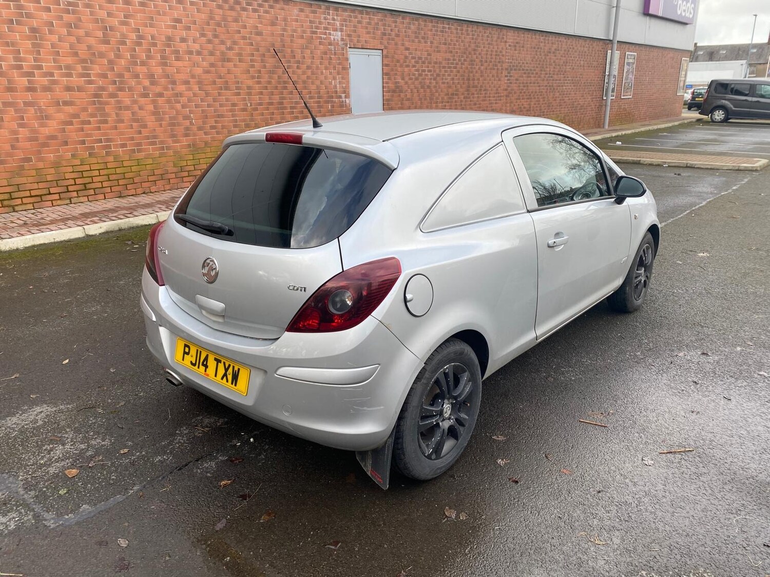 Used Vauxhall Corsa 2014 for sale - 77953656: Photo 6
