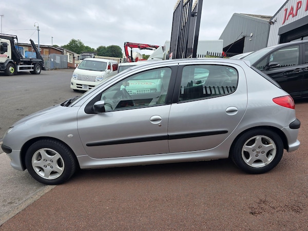 Used Peugeot 206 2006 for sale - 75401320: Photo 11