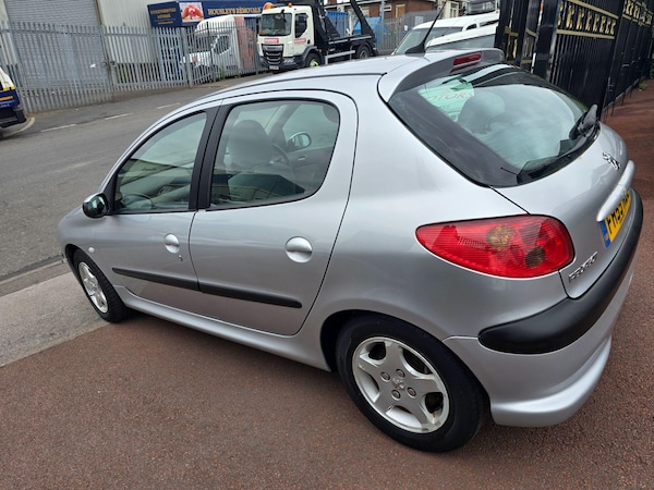 Used Peugeot 206 2006 for sale - 75401320: Photo 14