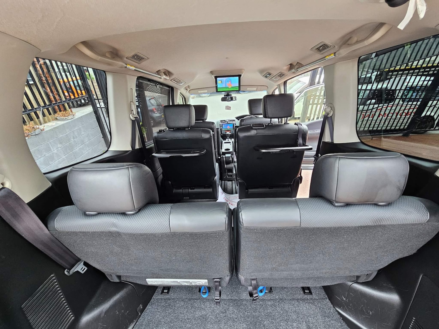 Used Nissan Serena 2024 for sale - 76996121: Photo 25