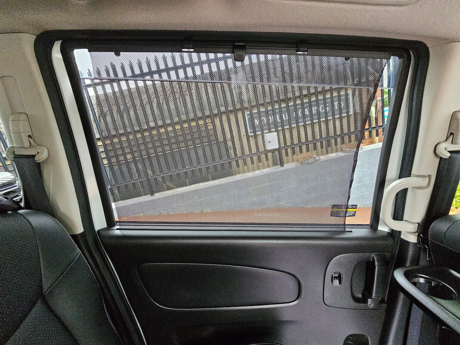 Used Nissan Serena 2024 for sale - 76996121: Photo 27