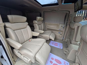 Used Nissan Elgrand 2006 for sale - 79589545: Photo