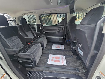 Used Toyota Vellfire 2015 for sale - 79374500: Photo