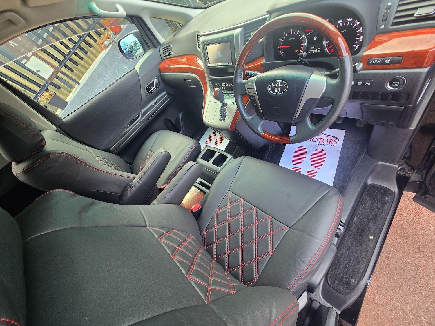 Used Toyota Vellfire 2025 for sale - 76996221: Photo 12