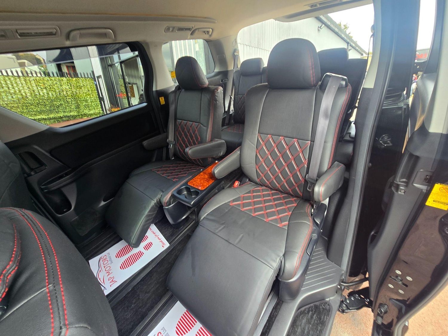 Used Toyota Vellfire 2025 for sale - 76996221: Photo 6