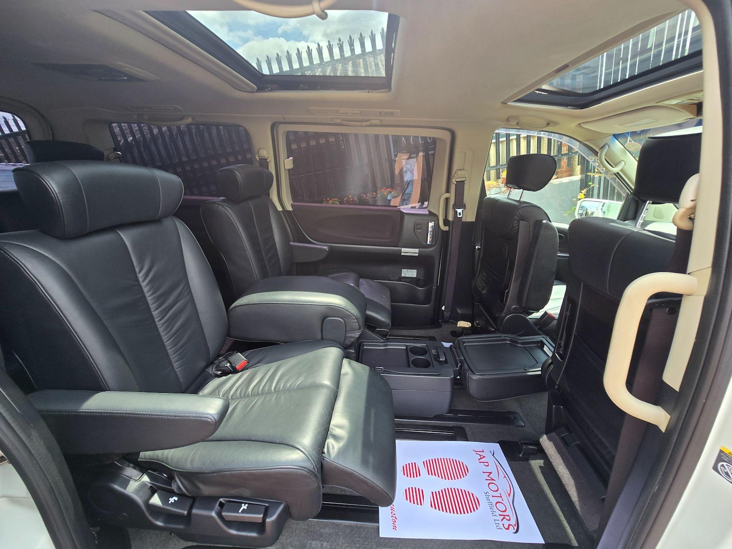 Used Nissan Elgrand 2025 for sale - 76988109: Photo 14