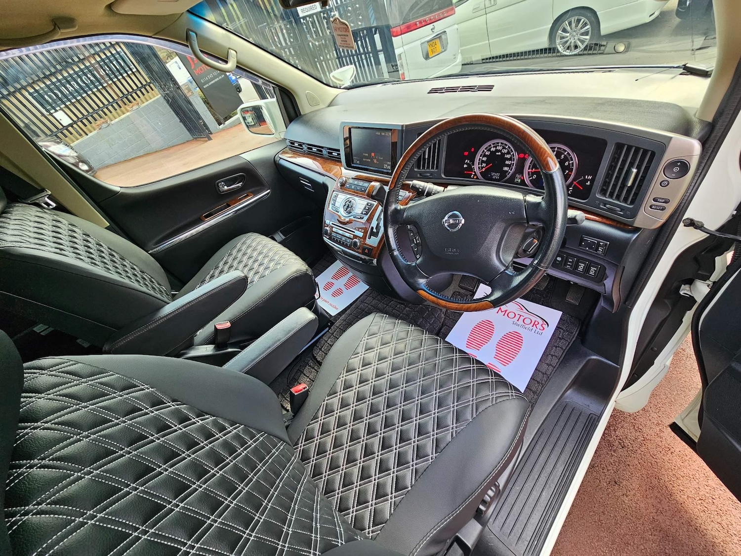 Used Nissan Elgrand 2024 for sale - 77143673: Photo 52