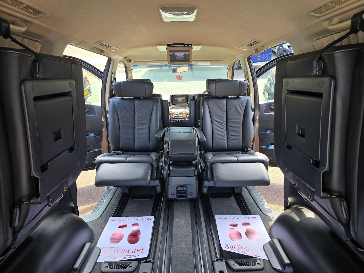 Used Nissan Elgrand 2025 for sale - 76998934: Photo 13