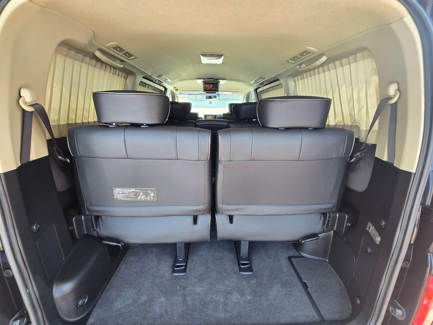 Used Nissan Elgrand 2025 for sale - 76998934: Photo 26