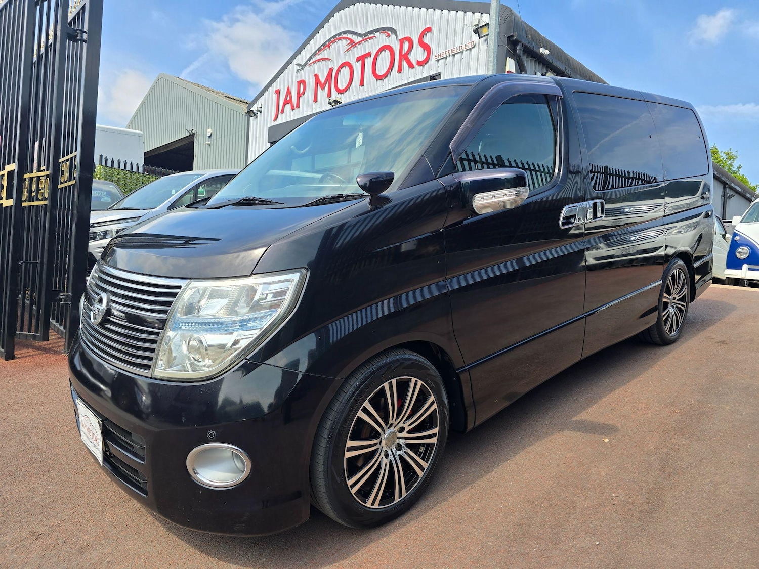 Used Nissan Elgrand 2025 for sale - 76998934: Photo 27