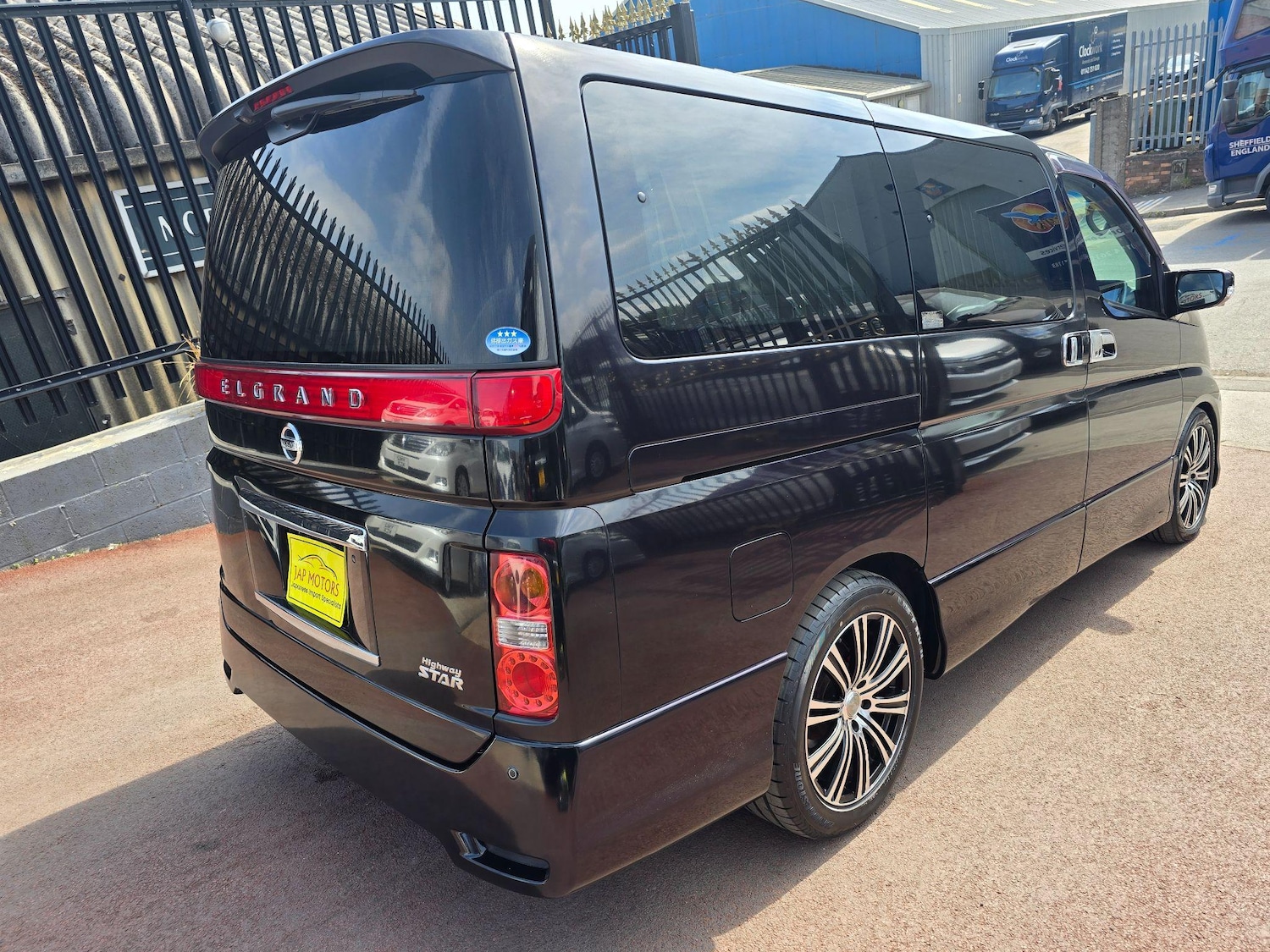 Used Nissan Elgrand 2025 for sale - 76998934: Photo 31