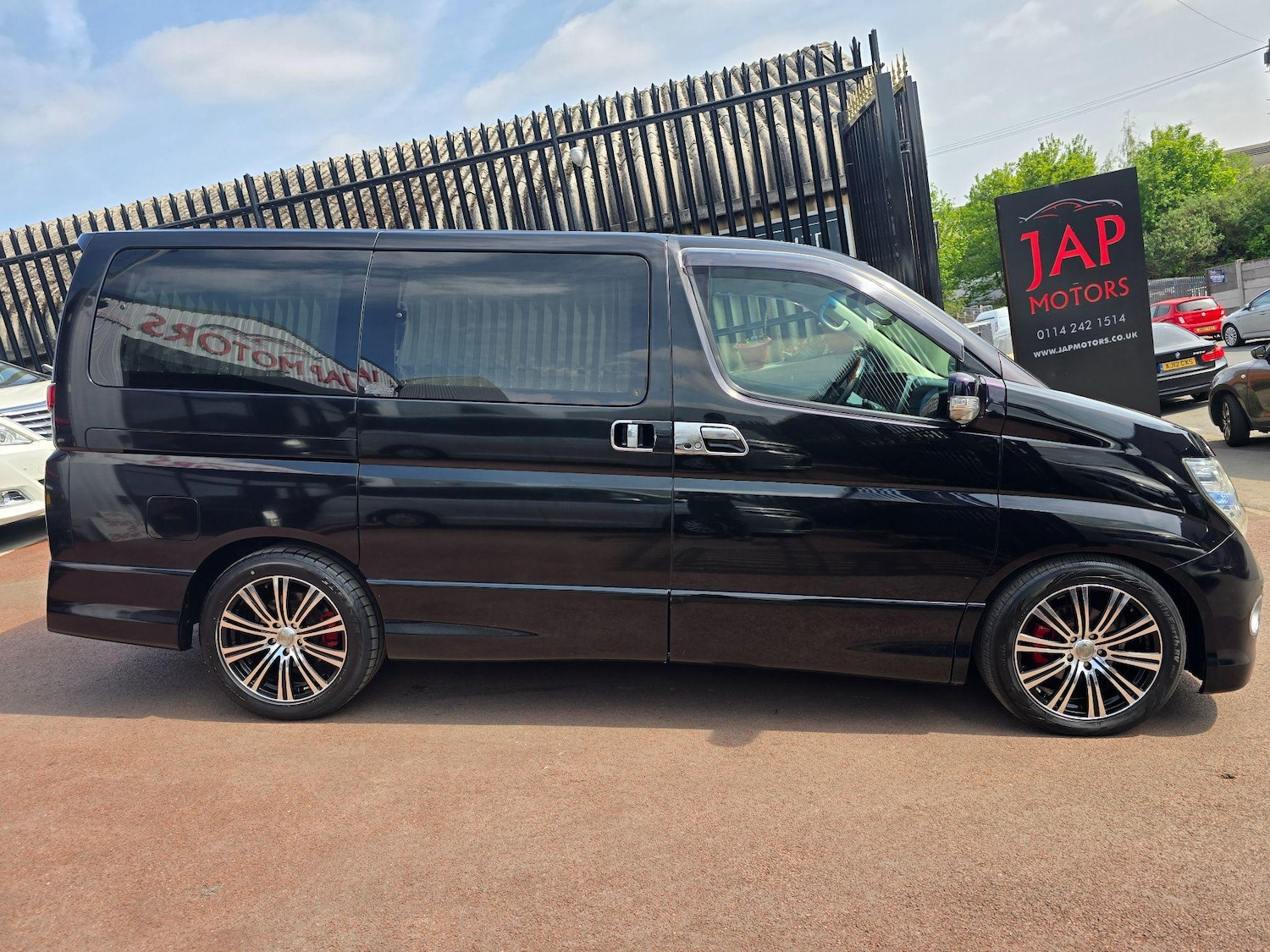 Used Nissan Elgrand 2025 for sale - 76998934: Photo 33