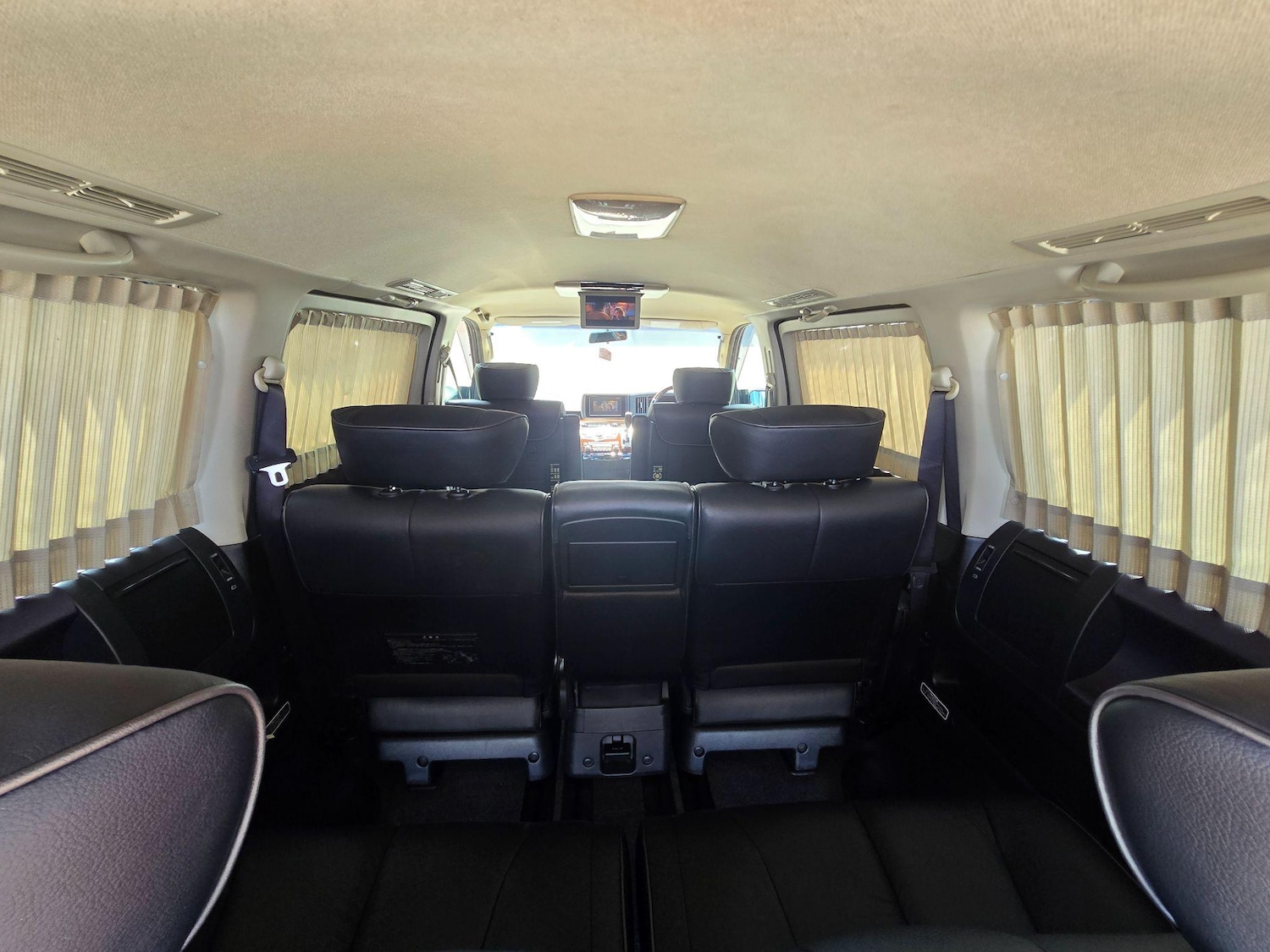 Used Nissan Elgrand 2025 for sale - 76998934: Photo 42