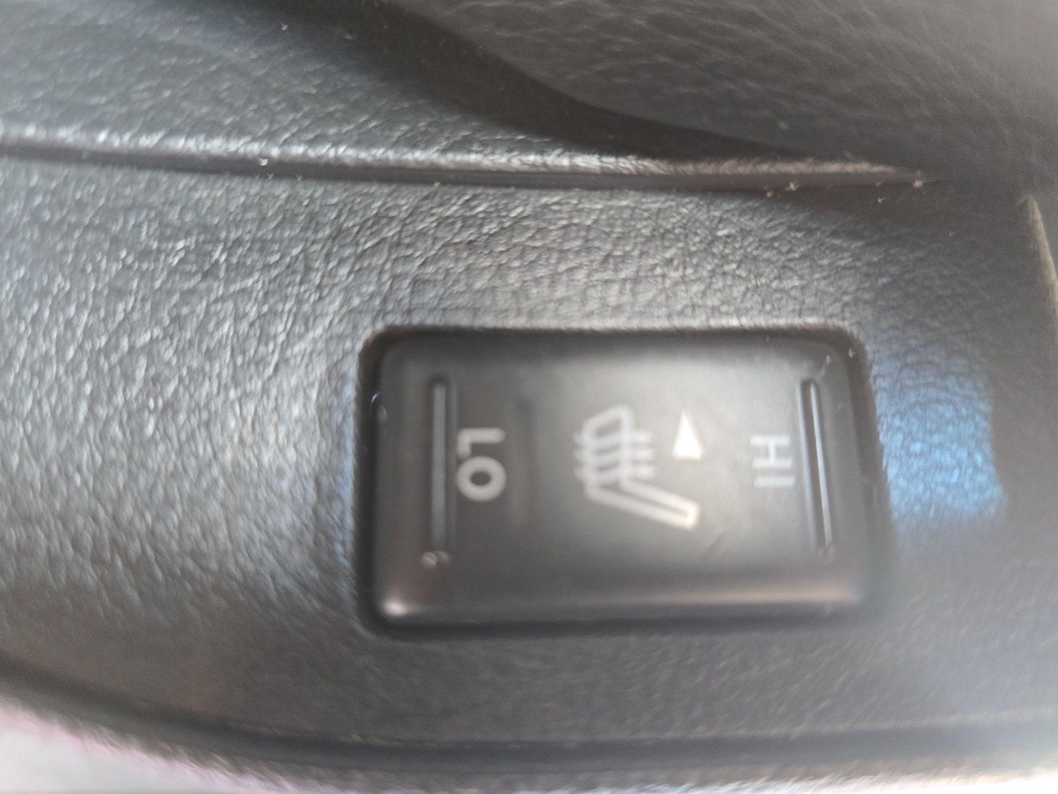 Used Nissan Elgrand 2025 for sale - 76998934: Photo 50