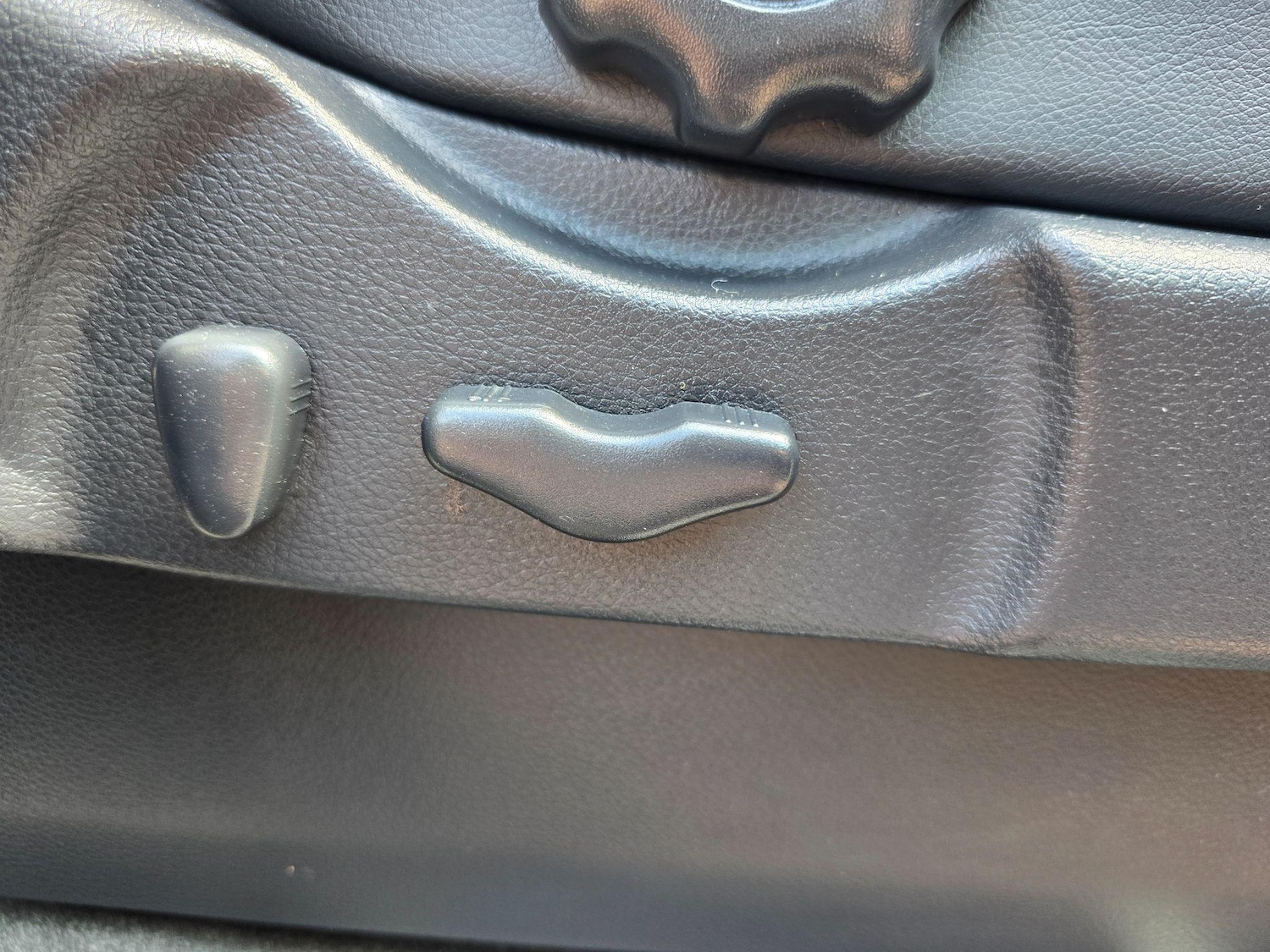 Used Nissan Elgrand 2025 for sale - 76998934: Photo 51