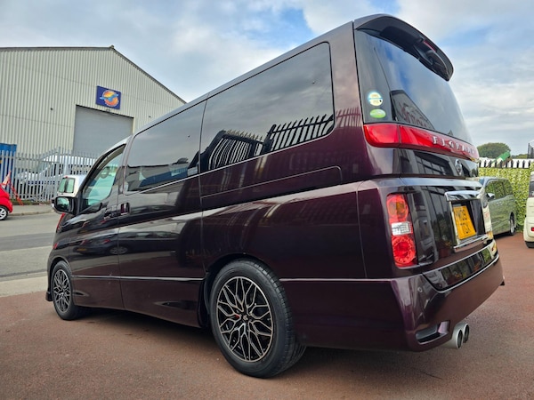 Used Nissan Elgrand for sale - 76215368: Photo 11