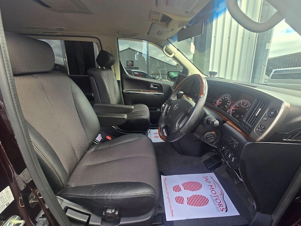 Used Nissan Elgrand for sale - 76215368: Photo 13