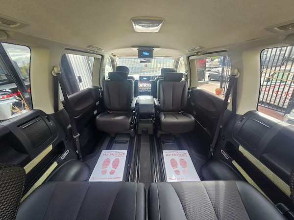 Used Nissan Elgrand for sale - 76215368: Photo 17