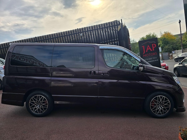Used Nissan Elgrand for sale - 76215368: Photo 24