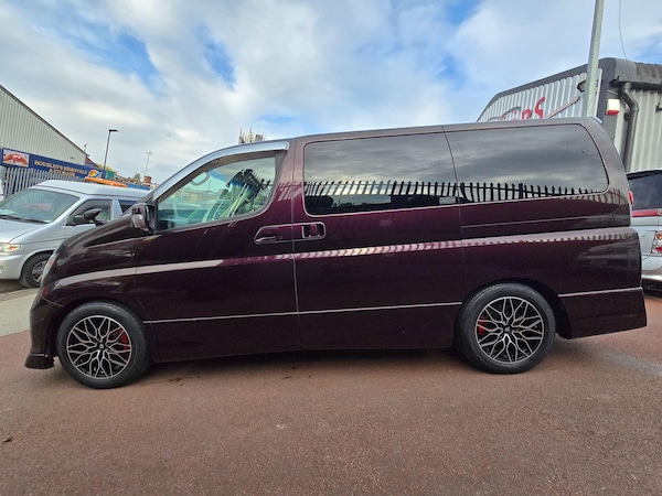 Used Nissan Elgrand for sale - 76215368: Photo 25