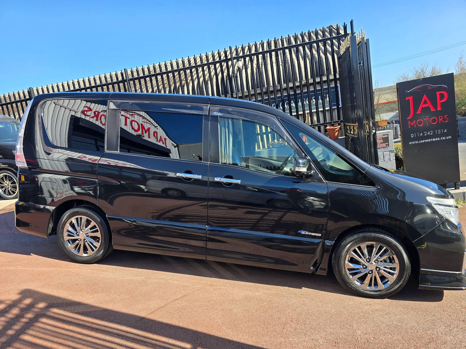 Used Nissan Serena 2025 for sale - 76997128: Photo 18