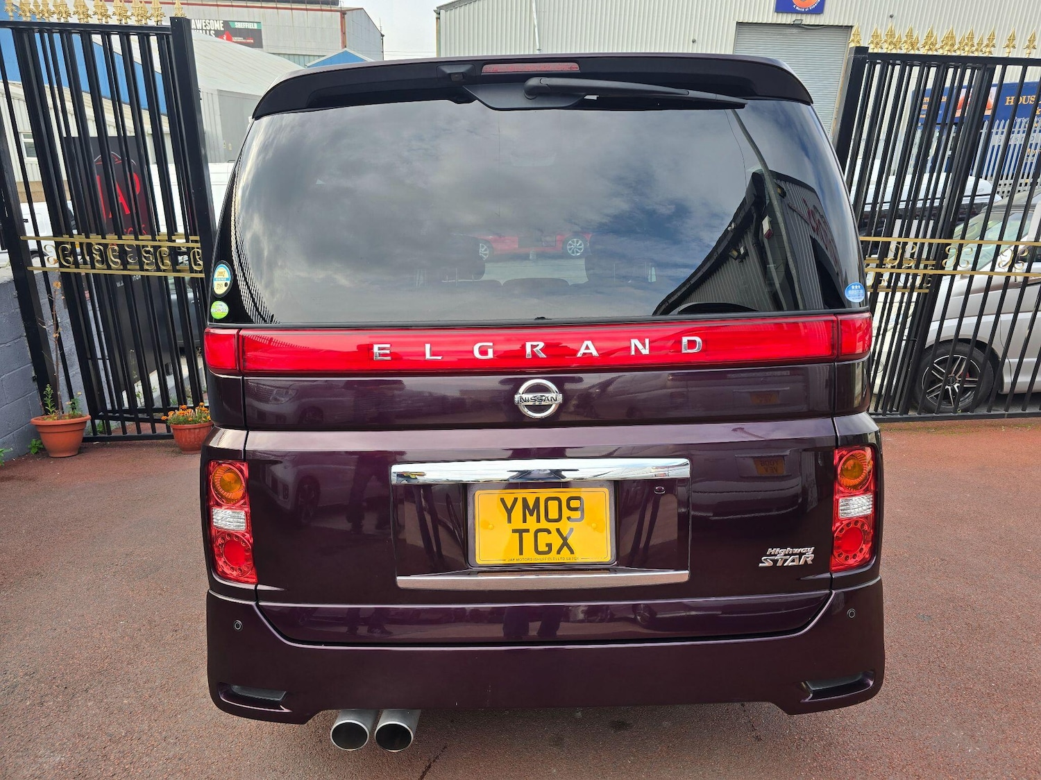 Used Nissan Elgrand 2025 for sale - 76988214: Photo 27