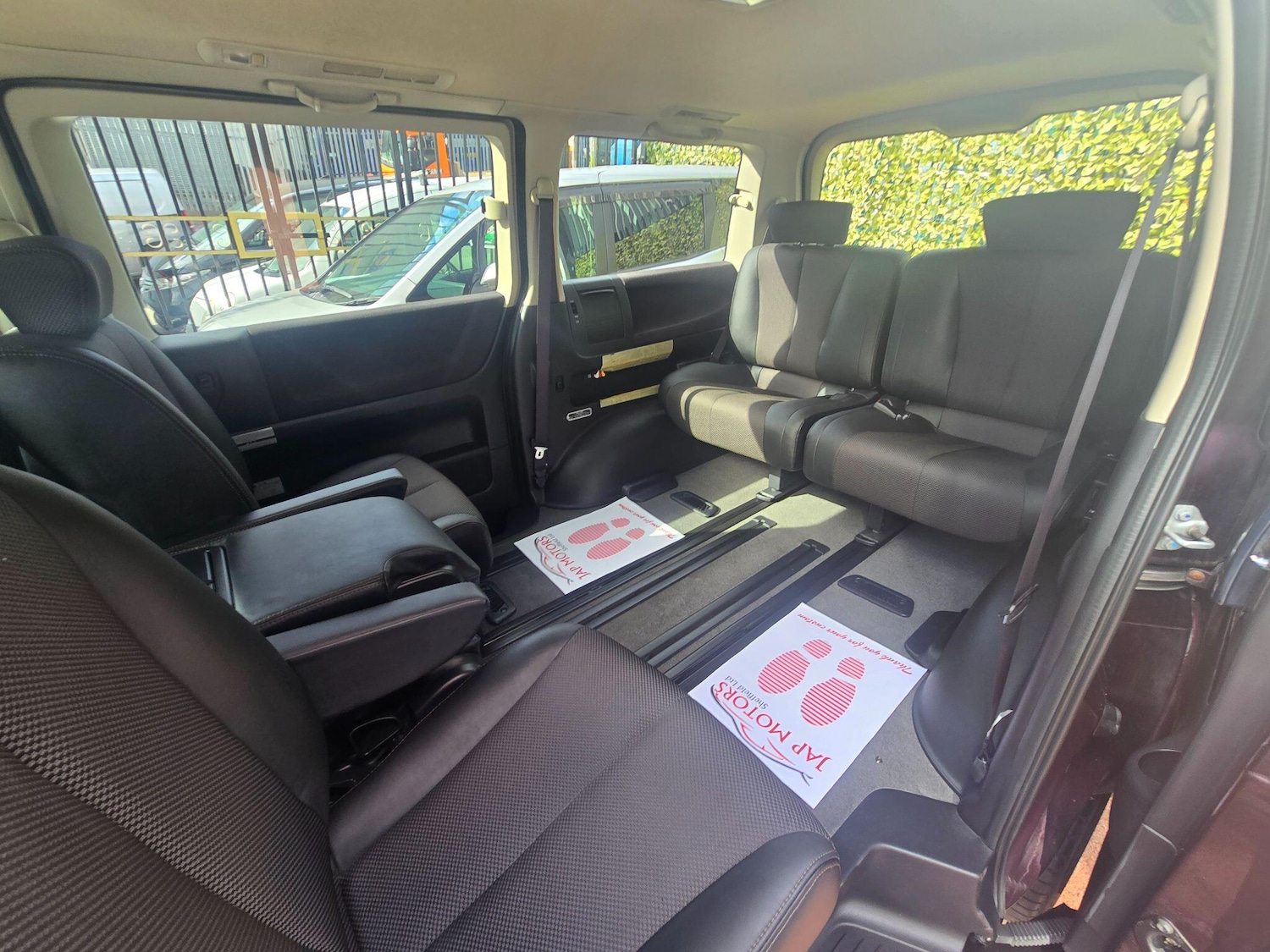 Used Nissan Elgrand 2025 for sale - 76988214: Photo 4