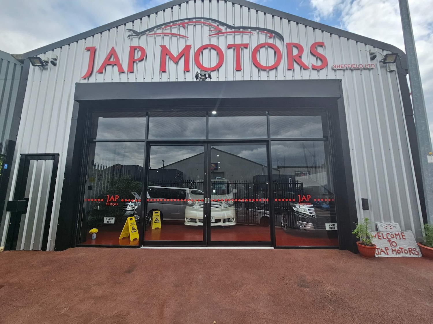 Used Nissan Elgrand 2025 for sale - 76988214: Photo 46