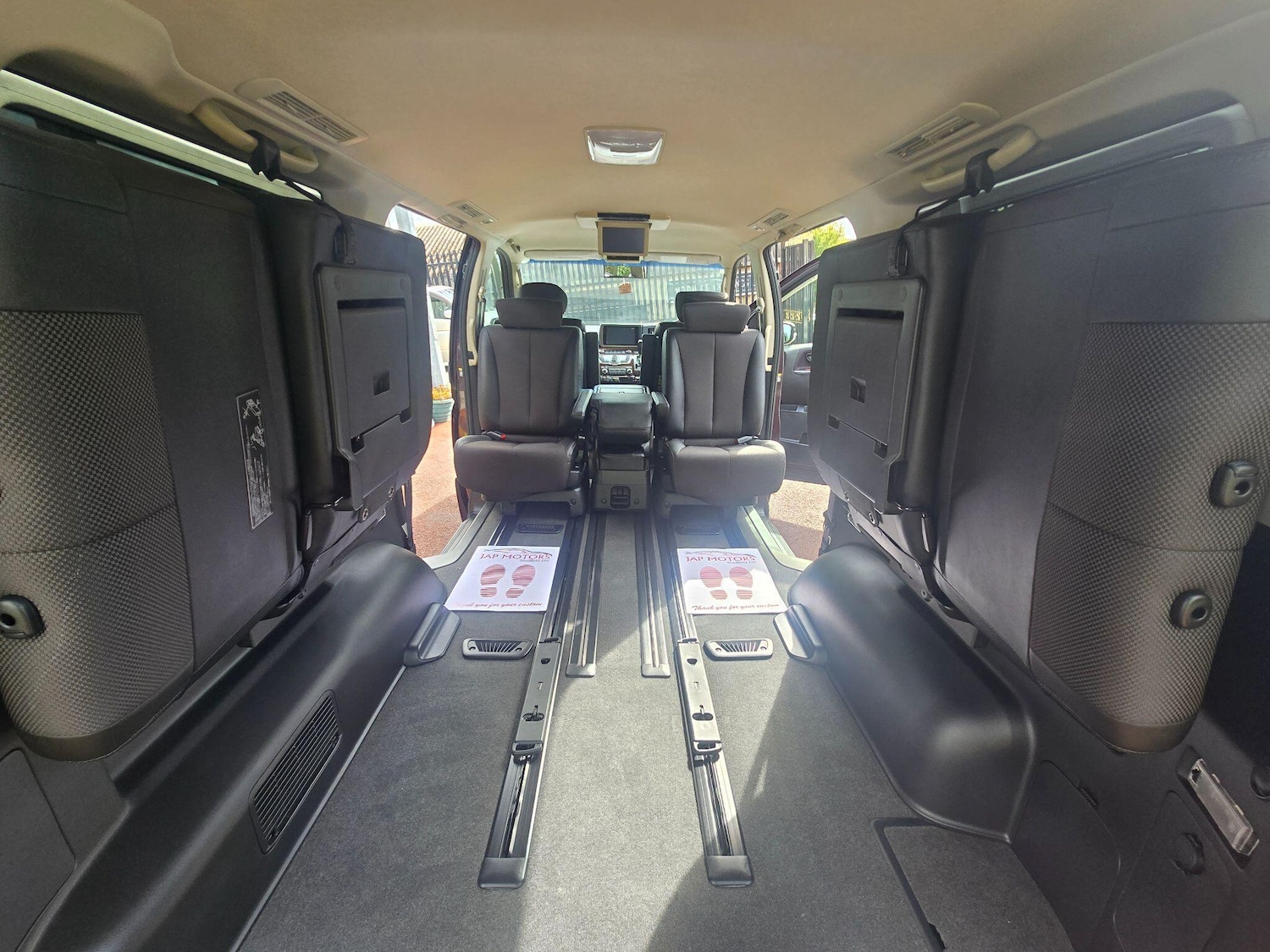 Used Nissan Elgrand 2025 for sale - 76988214: Photo 7