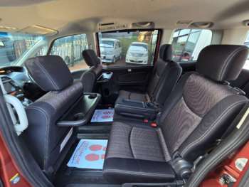 Used Nissan Serena 2014 for sale - 74339231: Photo